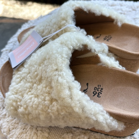 PAPILLIO SHEARLING WEDGE SANDALS NWT IN BOX worn once - Picture 2 of 4